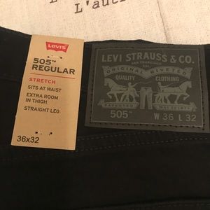 Men’s Levi’s 505 Regular Jeans 36X32 Brand New MSRP $59.50